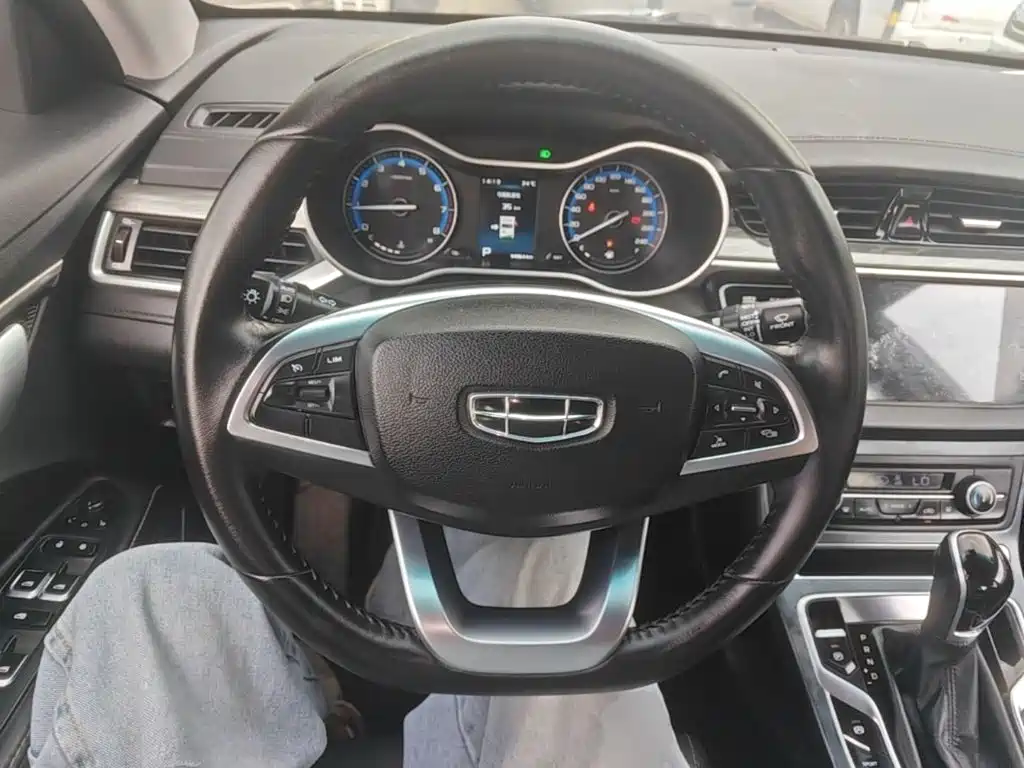 Geely Emgrand — миниатюра 11
