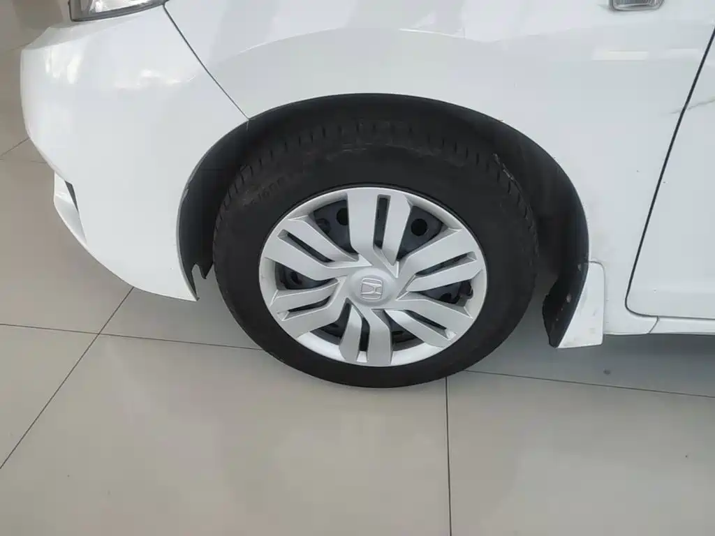Honda Fit — миниатюра 23