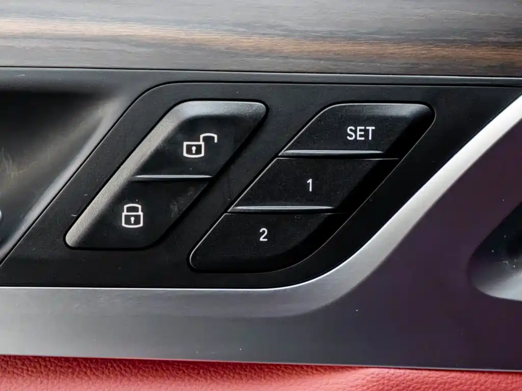 BMW X3 — миниатюра 24