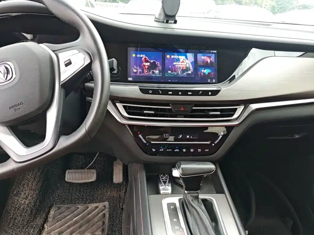 Changan CS35PLUS — миниатюра 13