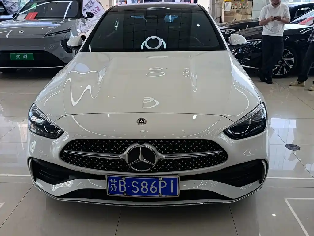 Mercedes-Benz C-Class — миниатюра 2