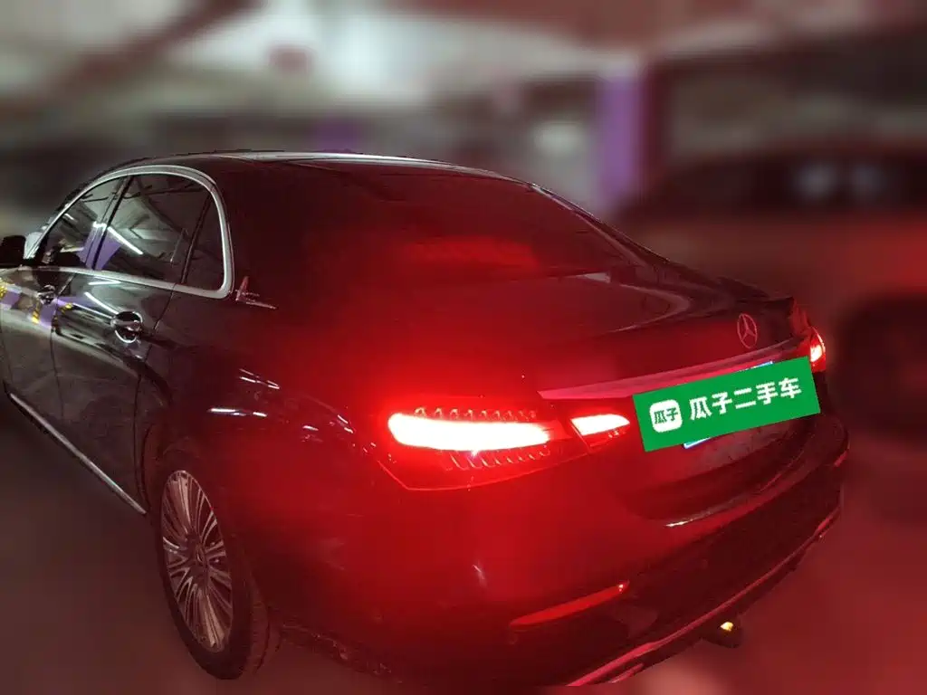 Mercedes-Benz E-Class — миниатюра 4