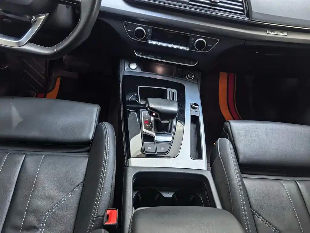Audi Q5L — миниатюра 11