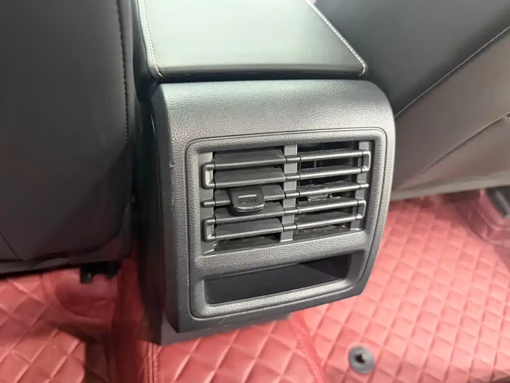 Volkswagen Golf — миниатюра 17