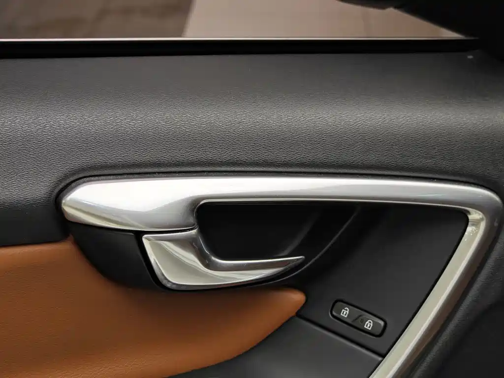 Volvo S60 2018 S60L T3