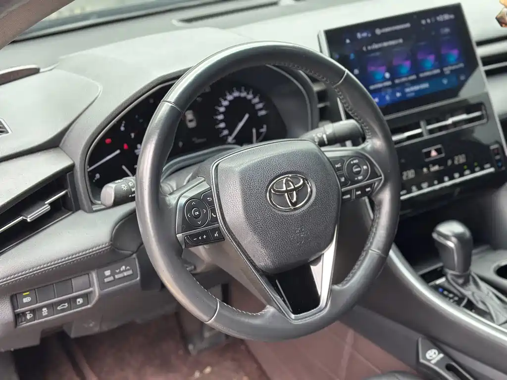 Toyota Avalon — миниатюра 6