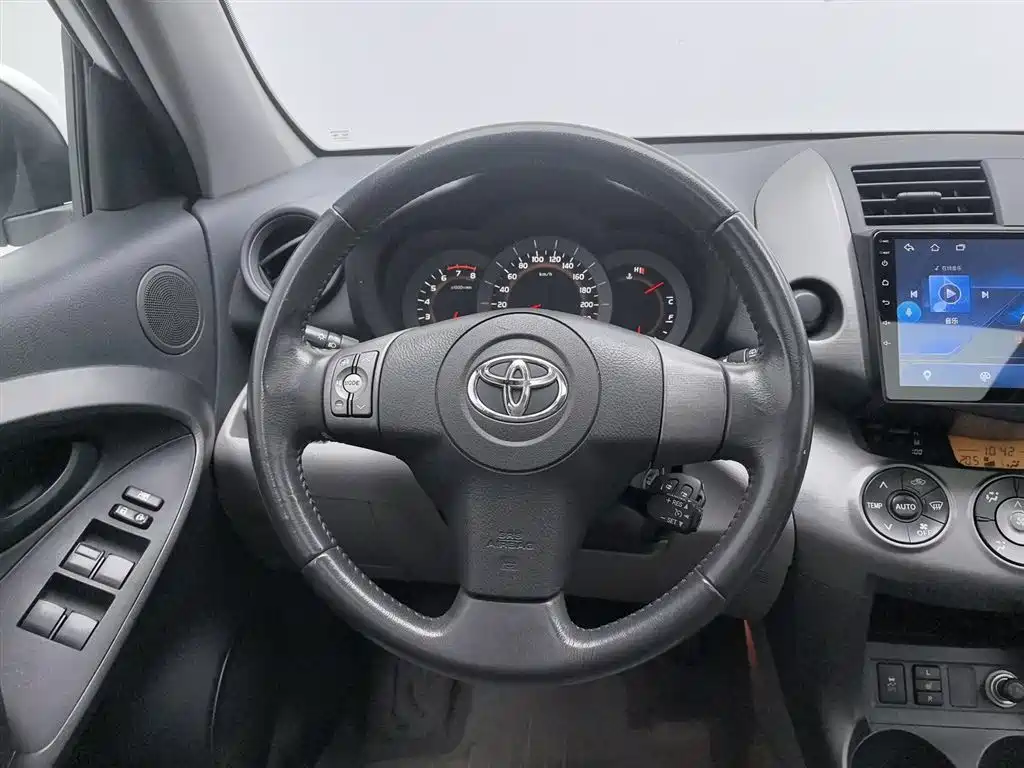 Toyota RAV4 — фотографии объявления, Фото 11