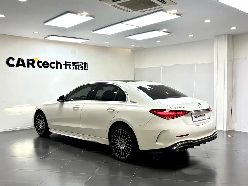 Mercedes-Benz C-Class — миниатюра 5