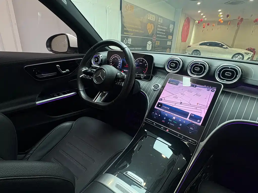 Mercedes-Benz C-Class — миниатюра 9