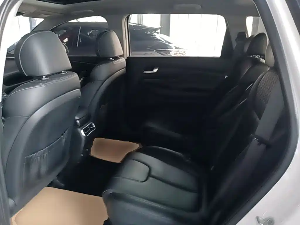 Hyundai Santa Fe — миниатюра 17