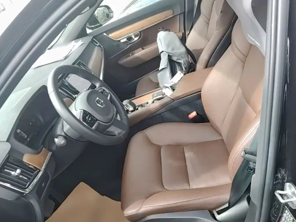 Volvo S90 — миниатюра 15
