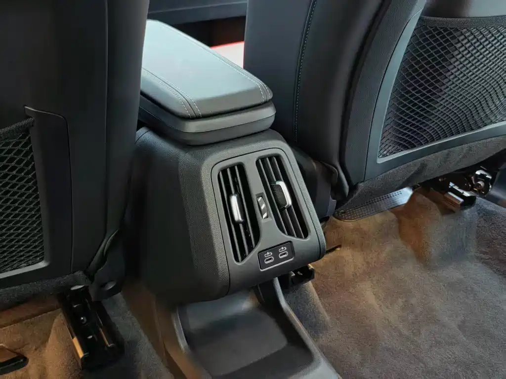 BMW X1 — миниатюра 16