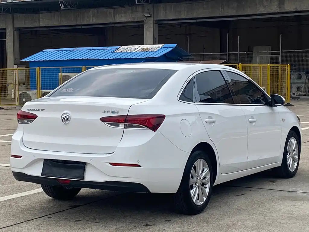 Buick Excelle — миниатюра 7