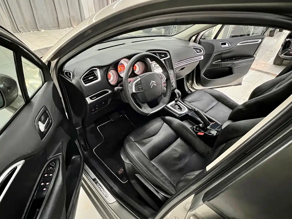 Citroen C4L — миниатюра 10