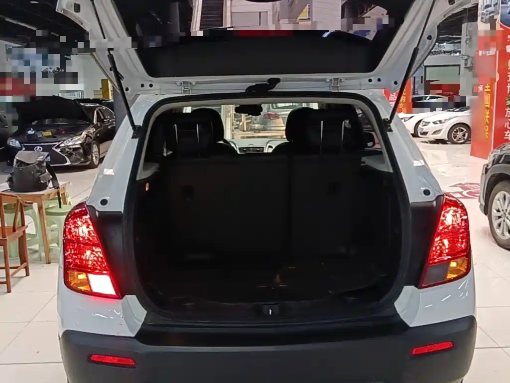 Chevrolet Trax — миниатюра 19