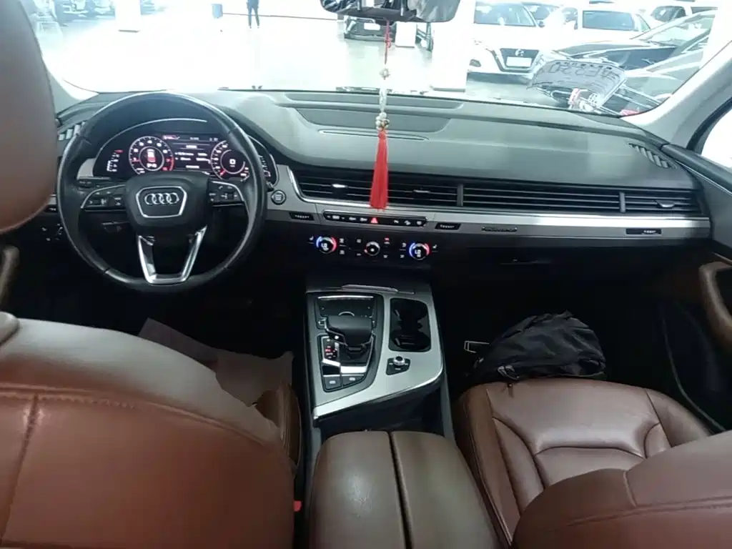 Audi Q7 — фотографии объявления, Фото 11