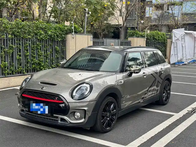 MINI CLUBMAN