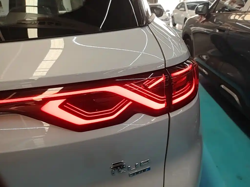 BYD Yuan Up UP 2025 Smart Drive 401KM