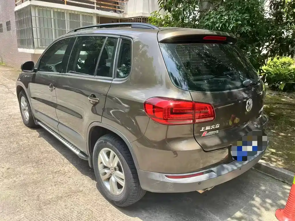 Volkswagen Tiguan — миниатюра 8