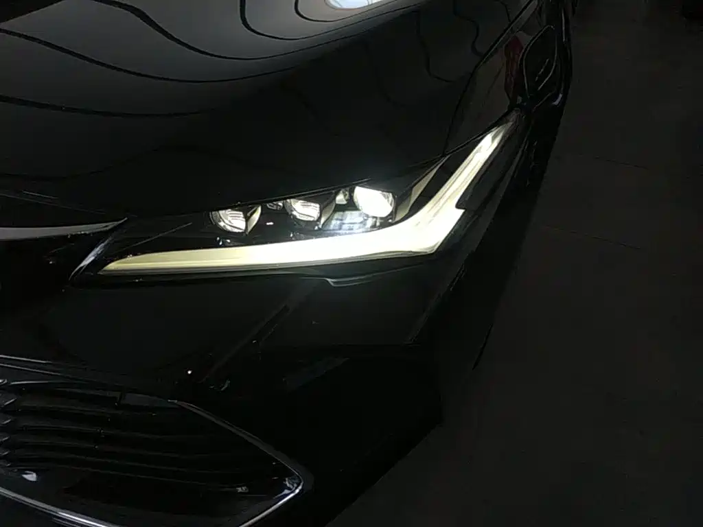 Toyota Avalon — миниатюра 24