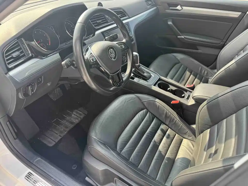 Volkswagen Lamando 2017 280TSI DSG Comfort