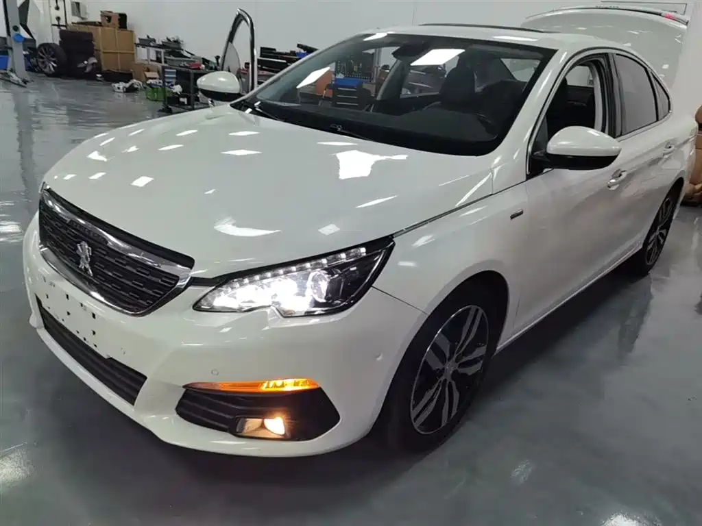 Купить Peugeot 308
