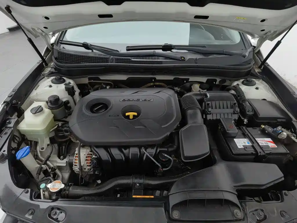 Hyundai Sonata — миниатюра 6