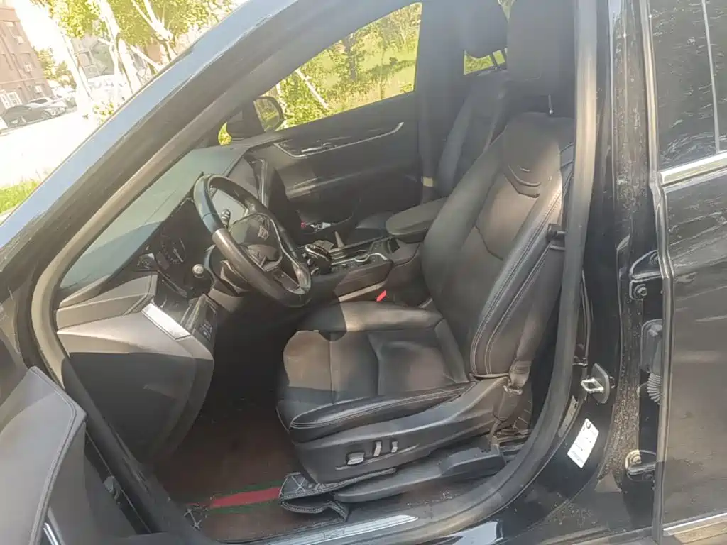 Cadillac XT5 — миниатюра 15