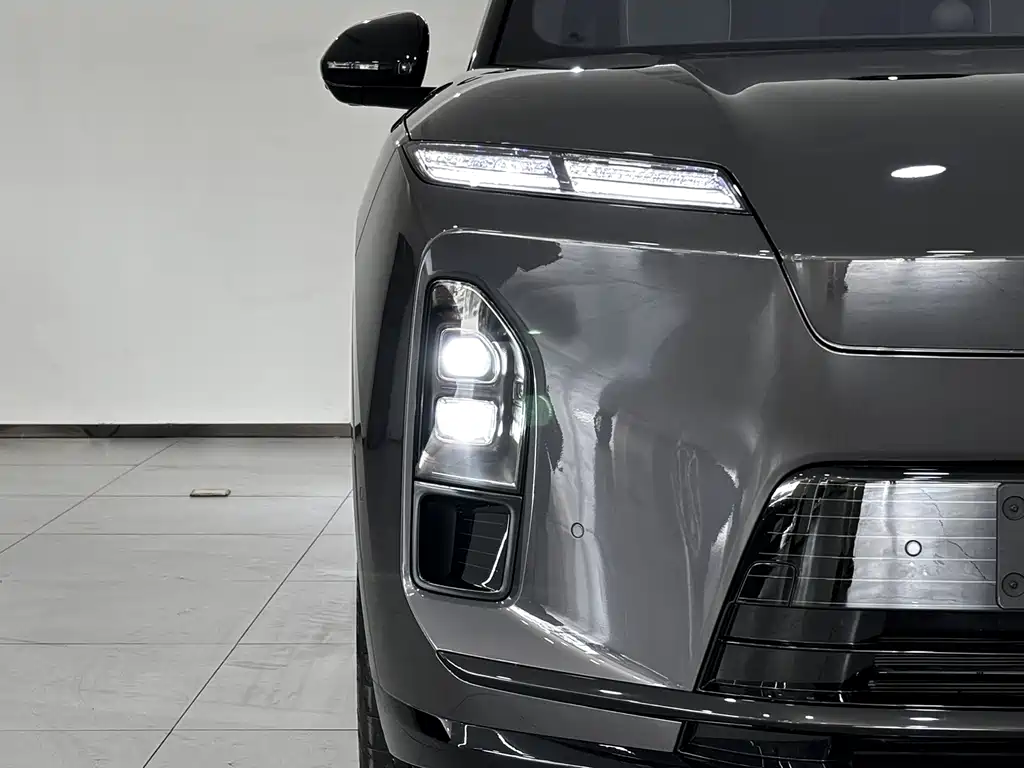 NIO ES8 — миниатюра 29