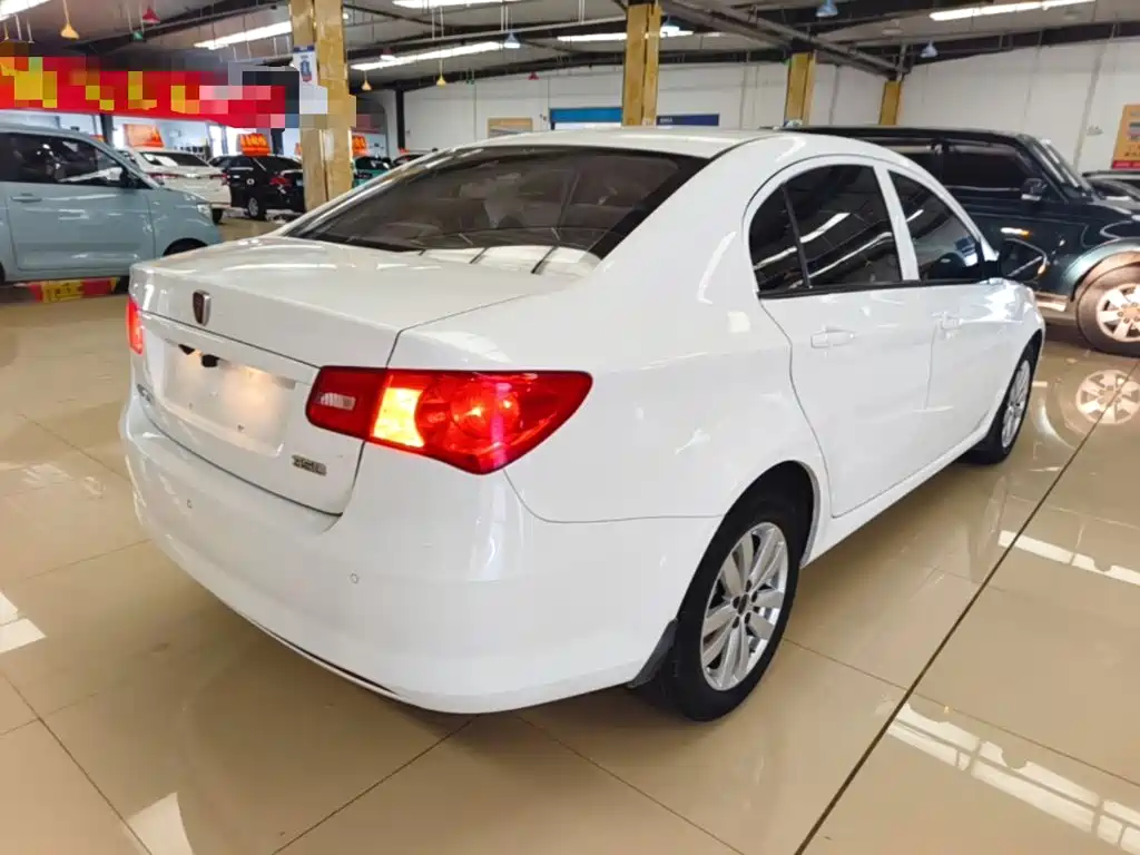 Roewe 350 — миниатюра 7
