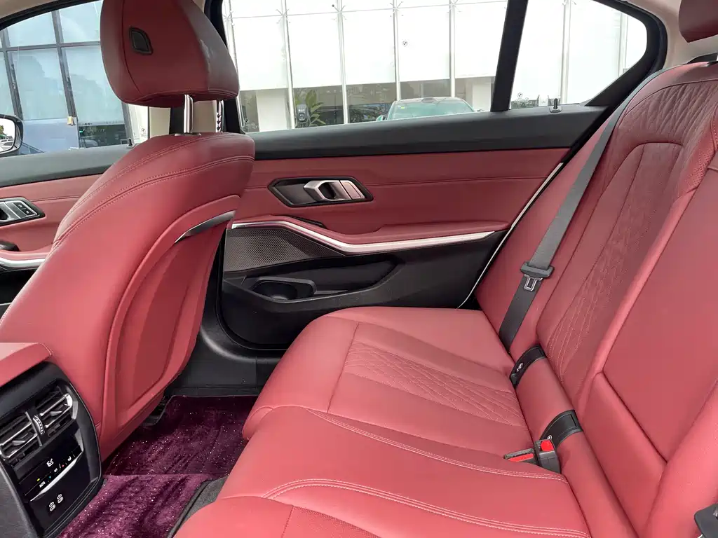 BMW 3 Series — миниатюра 8