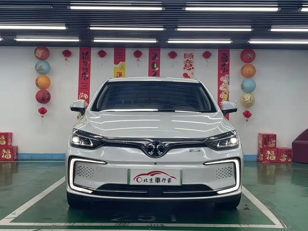 BAIC EU5 — миниатюра 2