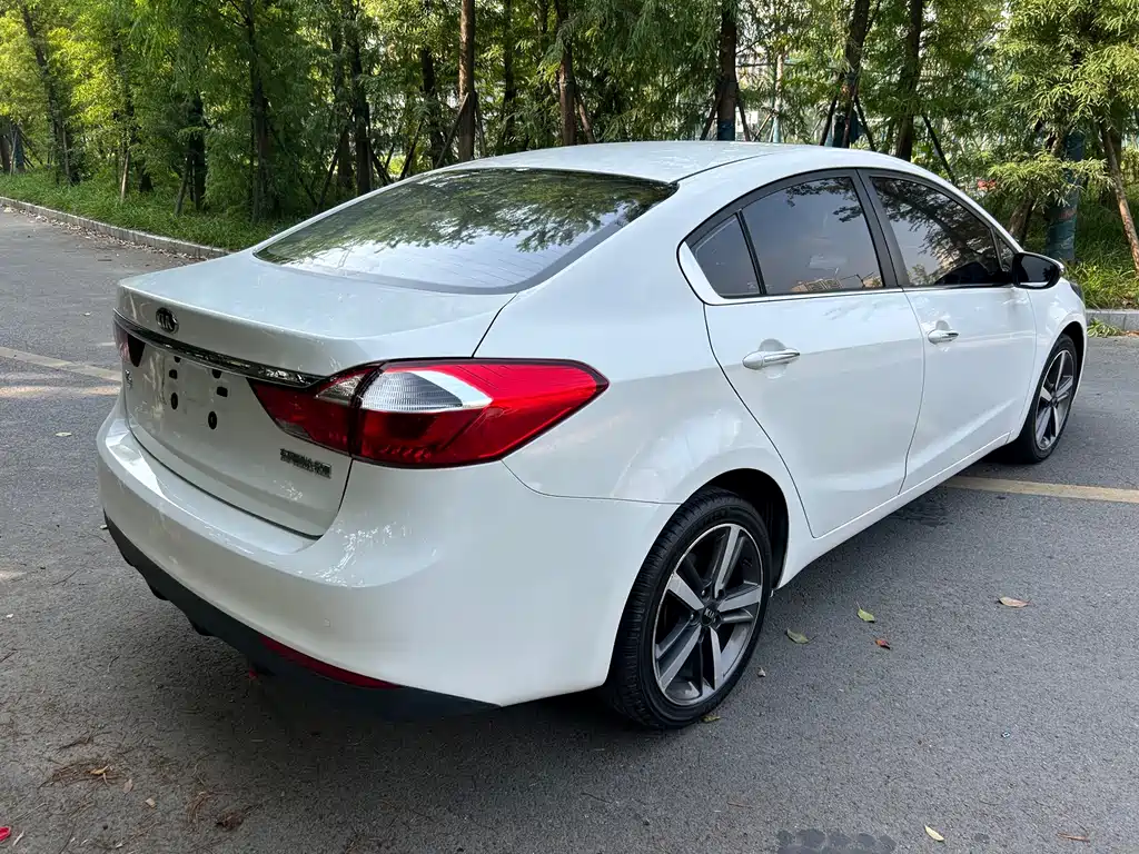 Kia K3 — миниатюра 6
