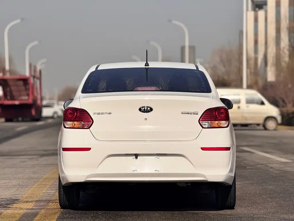Kia Huanchi — миниатюра 33
