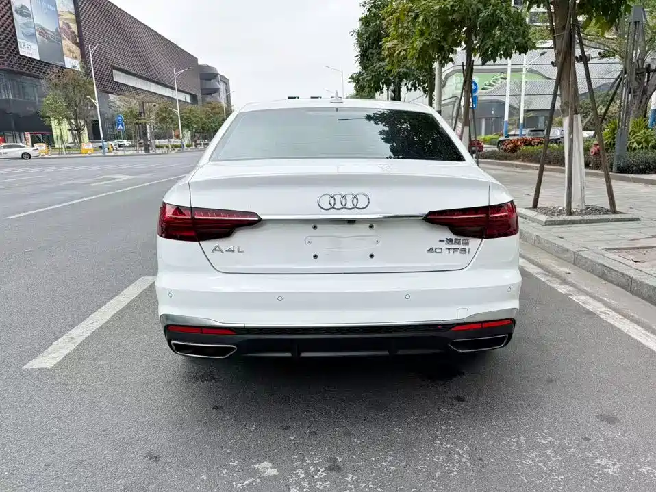 Audi A4L — миниатюра 8