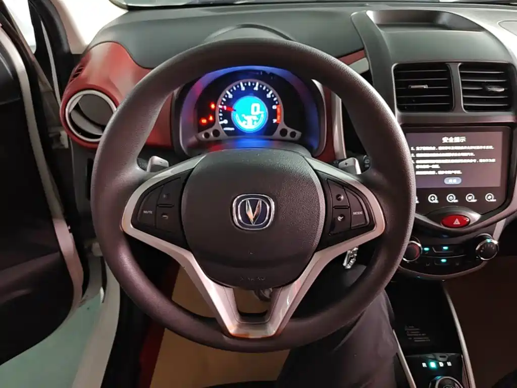 Changan BenBen — миниатюра 11
