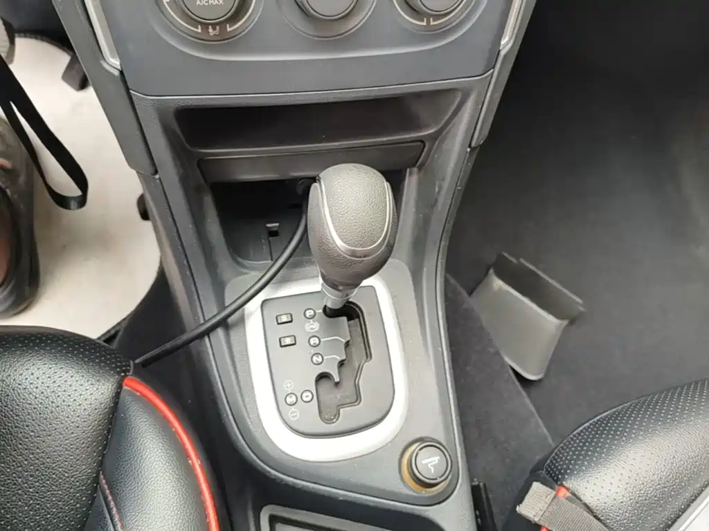 Peugeot 308 — миниатюра 14