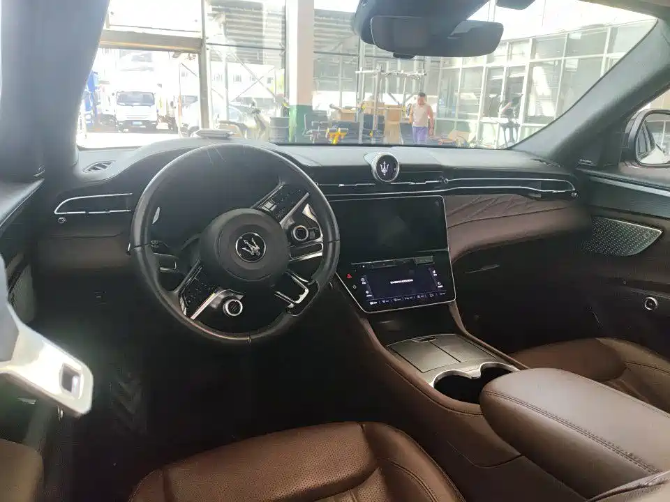 Maserati Grecale — миниатюра 6