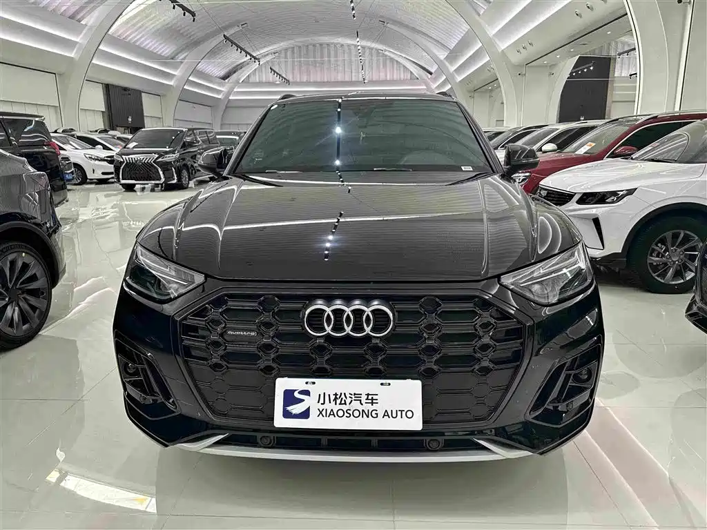 Audi Q5L — миниатюра 2