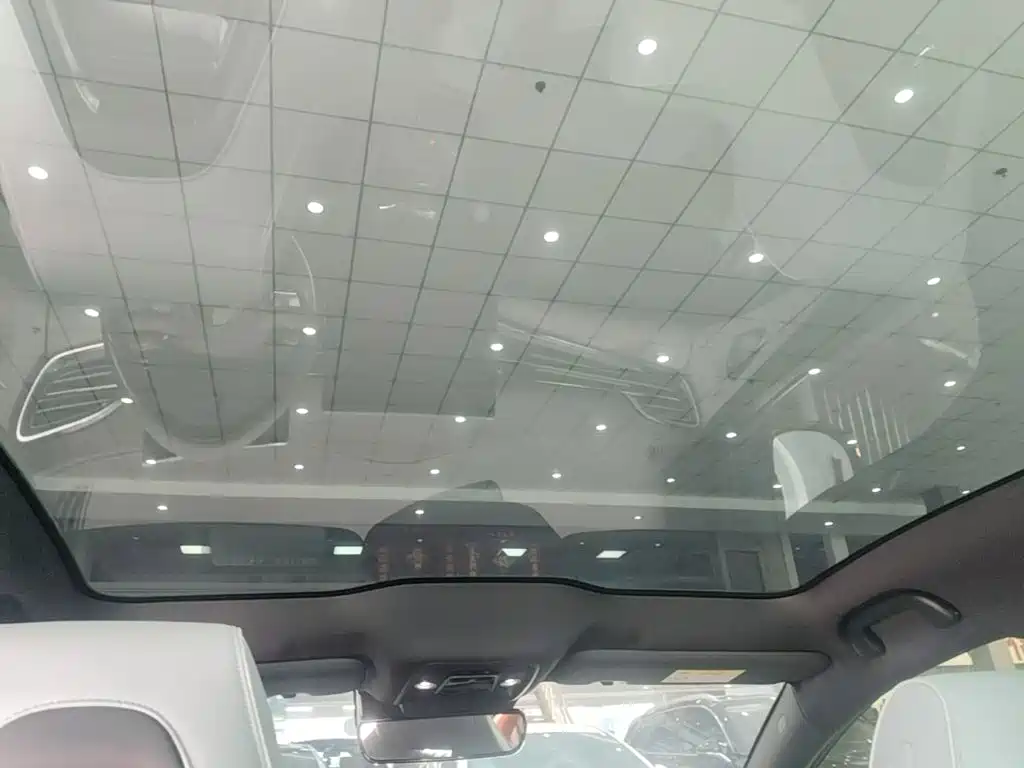 BYD Seal — миниатюра 18