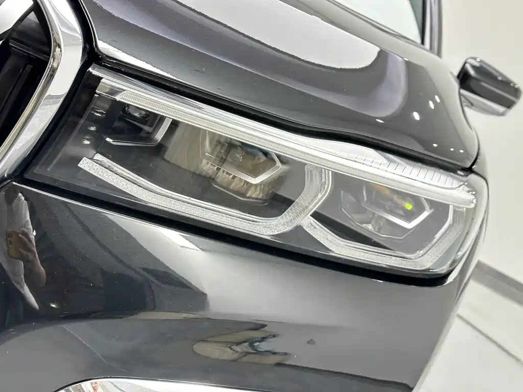 BMW 7 Series — миниатюра 20