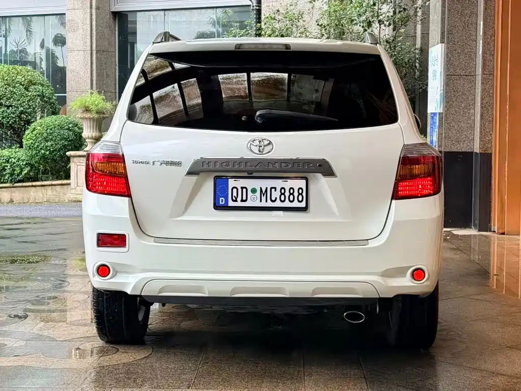 Toyota Highlander — миниатюра 7