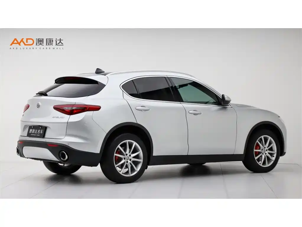 Alfa Romeo Stelvio — миниатюра 3