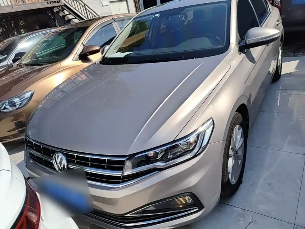 Volkswagen Bora — миниатюра 3