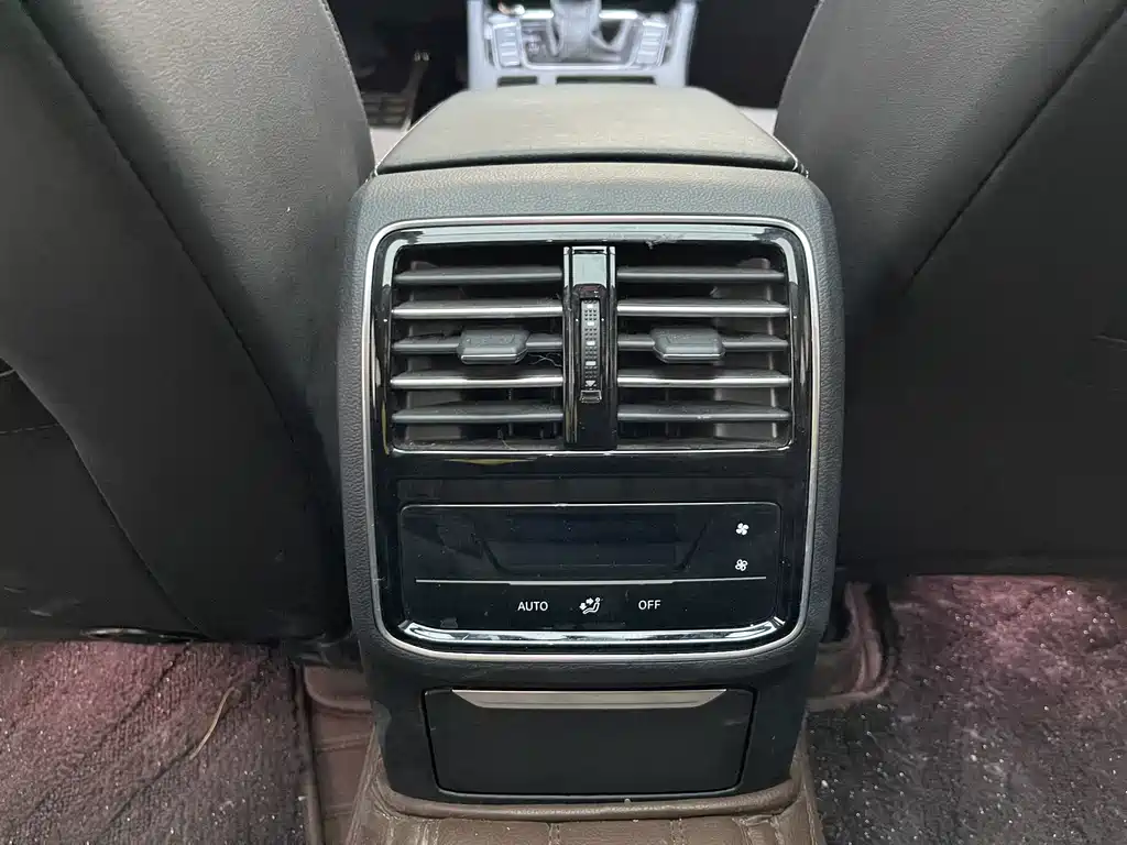 Volkswagen CC — миниатюра 23