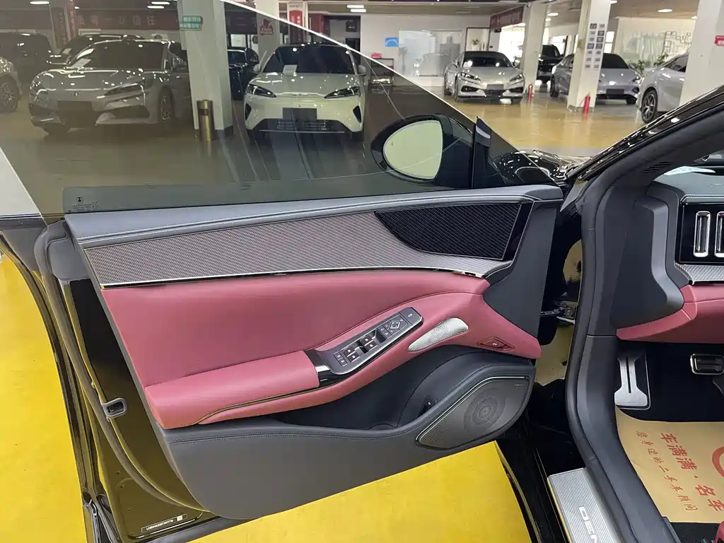 Denza Denza Z9GT — миниатюра 3