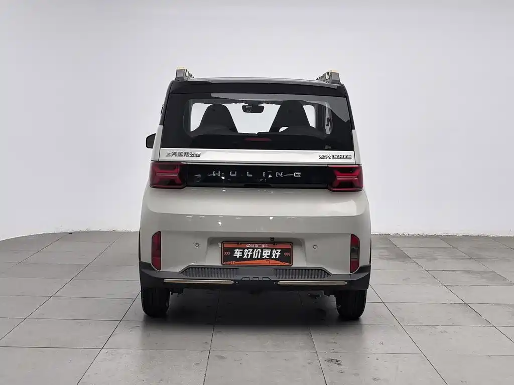 Wuling MINIEV — миниатюра 4