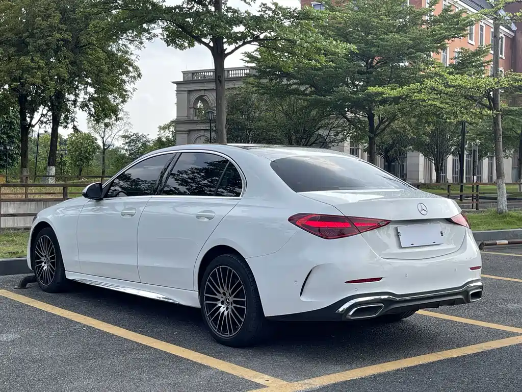 Mercedes-Benz C-Class — миниатюра 4