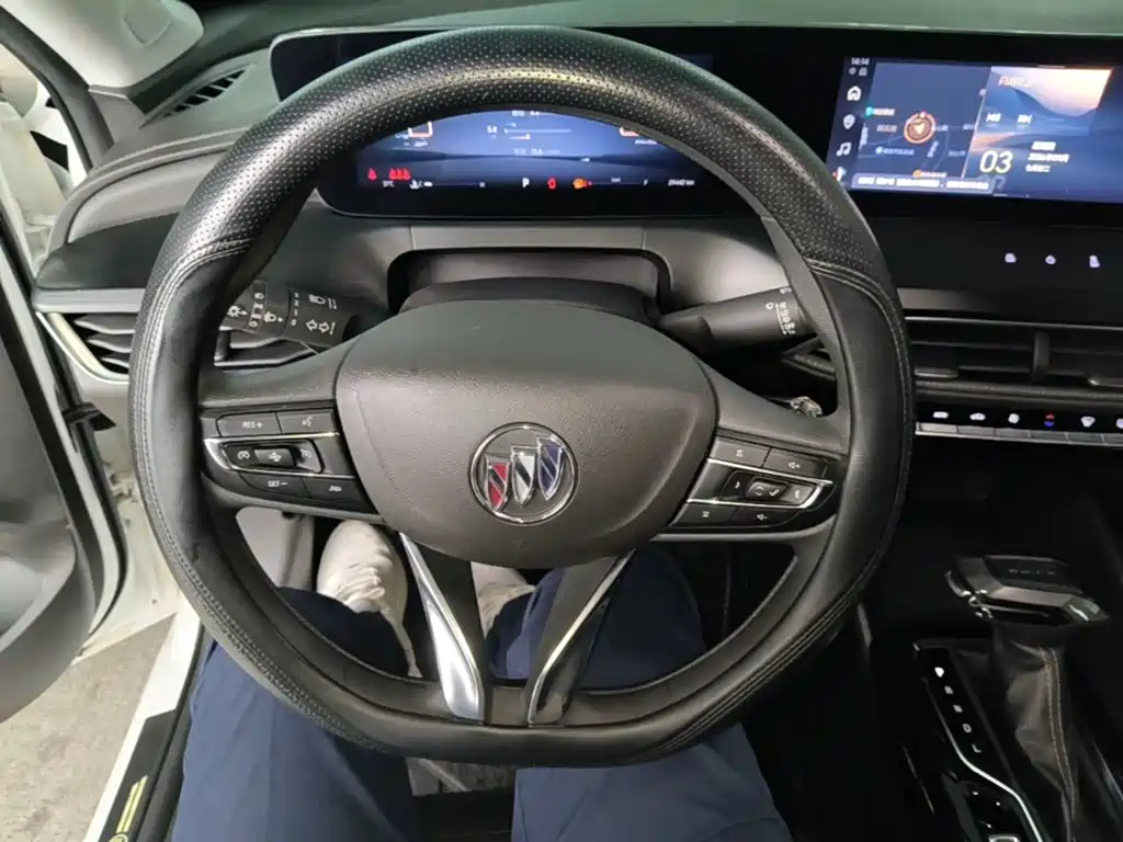 Buick Verano — миниатюра 11
