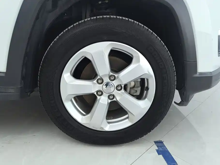 Jeep Compass — миниатюра 6